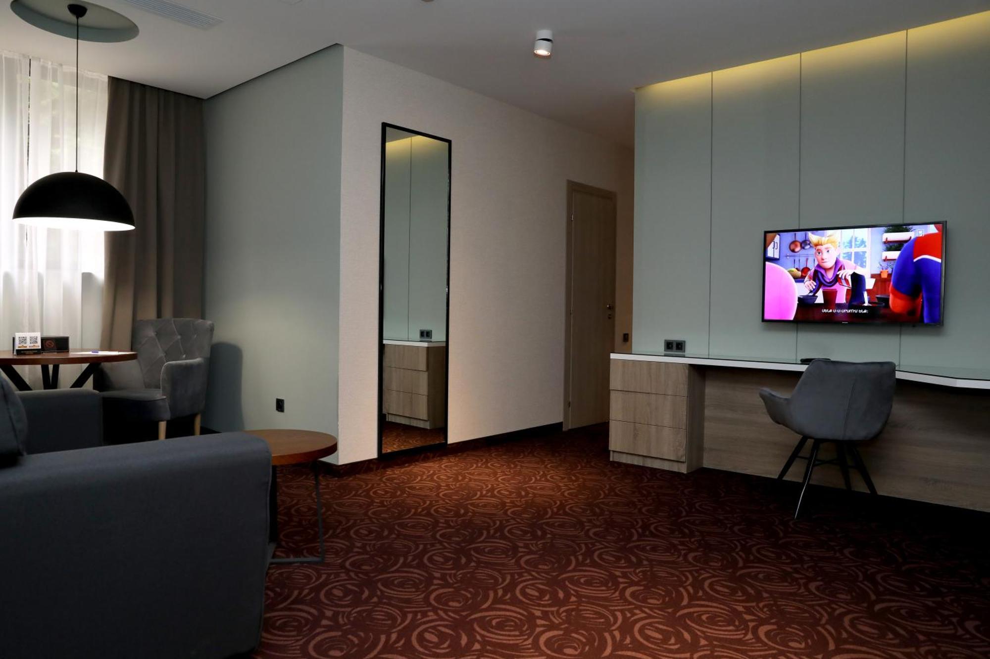Best Western Plus Paradise Hotel Dilijan Exterior foto
